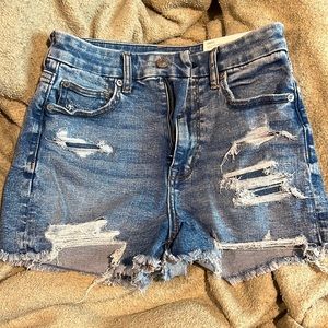 America eagle size 4 curvy high rise shortie stretch jean shorts